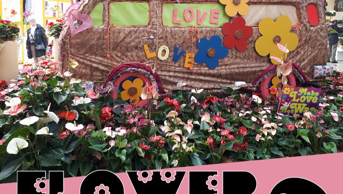 Flower Power Wohnungseinrichtung mit Blumen