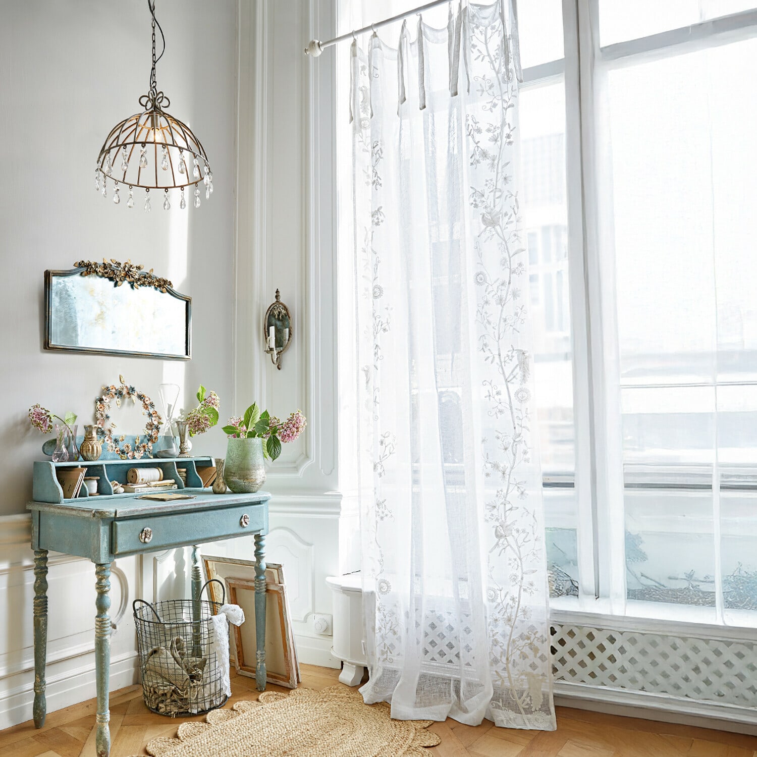 Gardine Douvaine